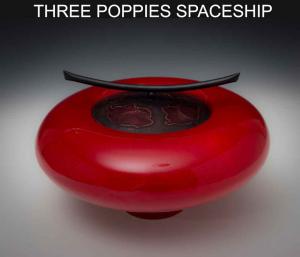 THREE-POPPIES-SPACESHI[